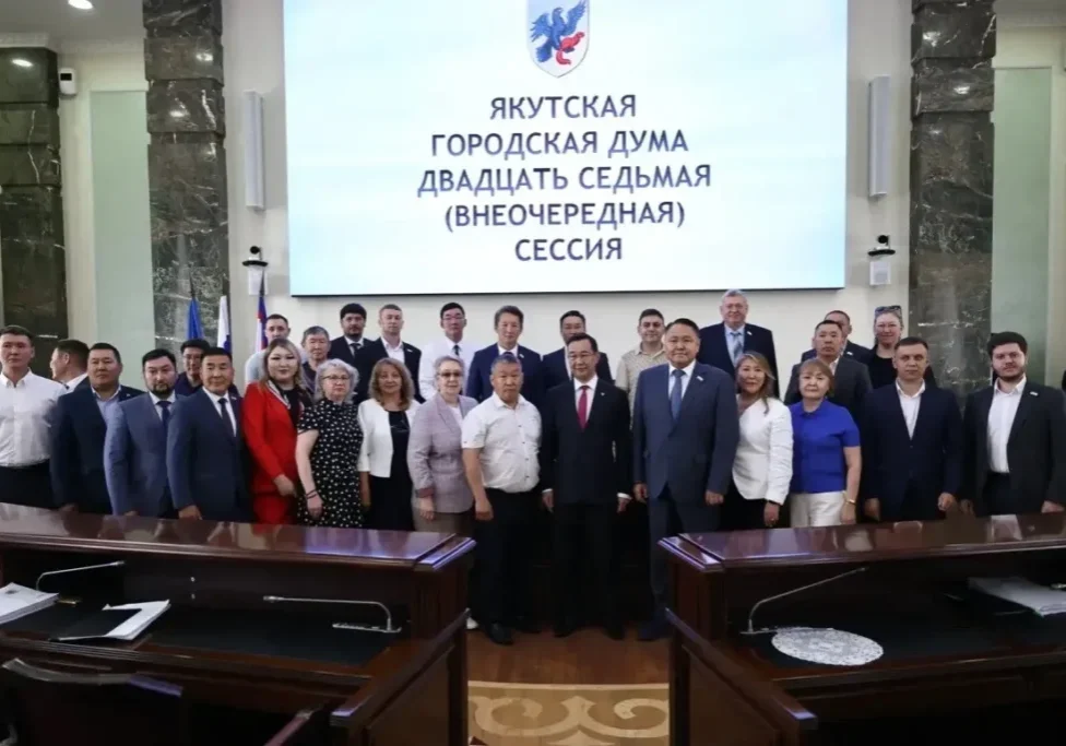 ajsen-nikolaev-pozdravil